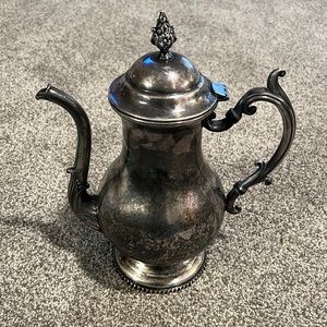 Glastonbury Plate 801 pitcher